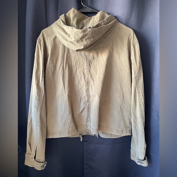 🎄Buy2Get1Free🎄Brandy Melville utility jacket - Picture 9 of 12